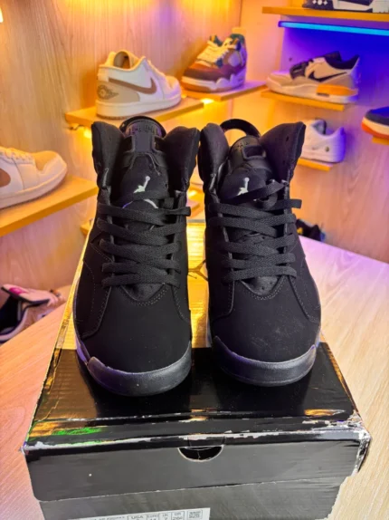 Nike Air Jordan 6 Retro | Metallic Silver Black Chrome