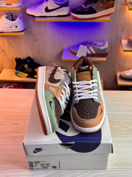 AIR JORDAN 1 LOW OG | Voodoo