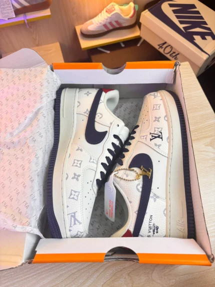 Nike x Louis Vuitton Air Force 35 | White Blue